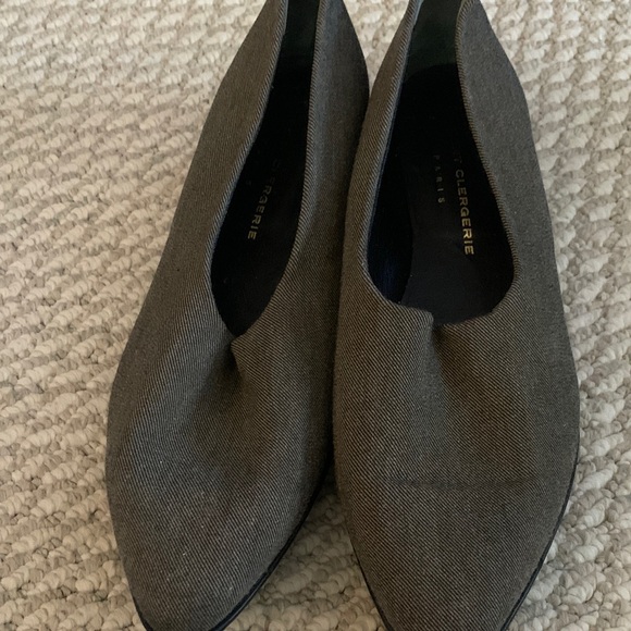 Robert Clergerie Charcoal Women's Flats - Picture 6 of 6